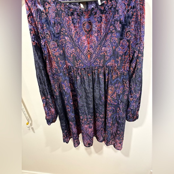 Like new - FREE PEOPLE MIRROR MIRROR DRESS- Size small - Picture 5 of 8
